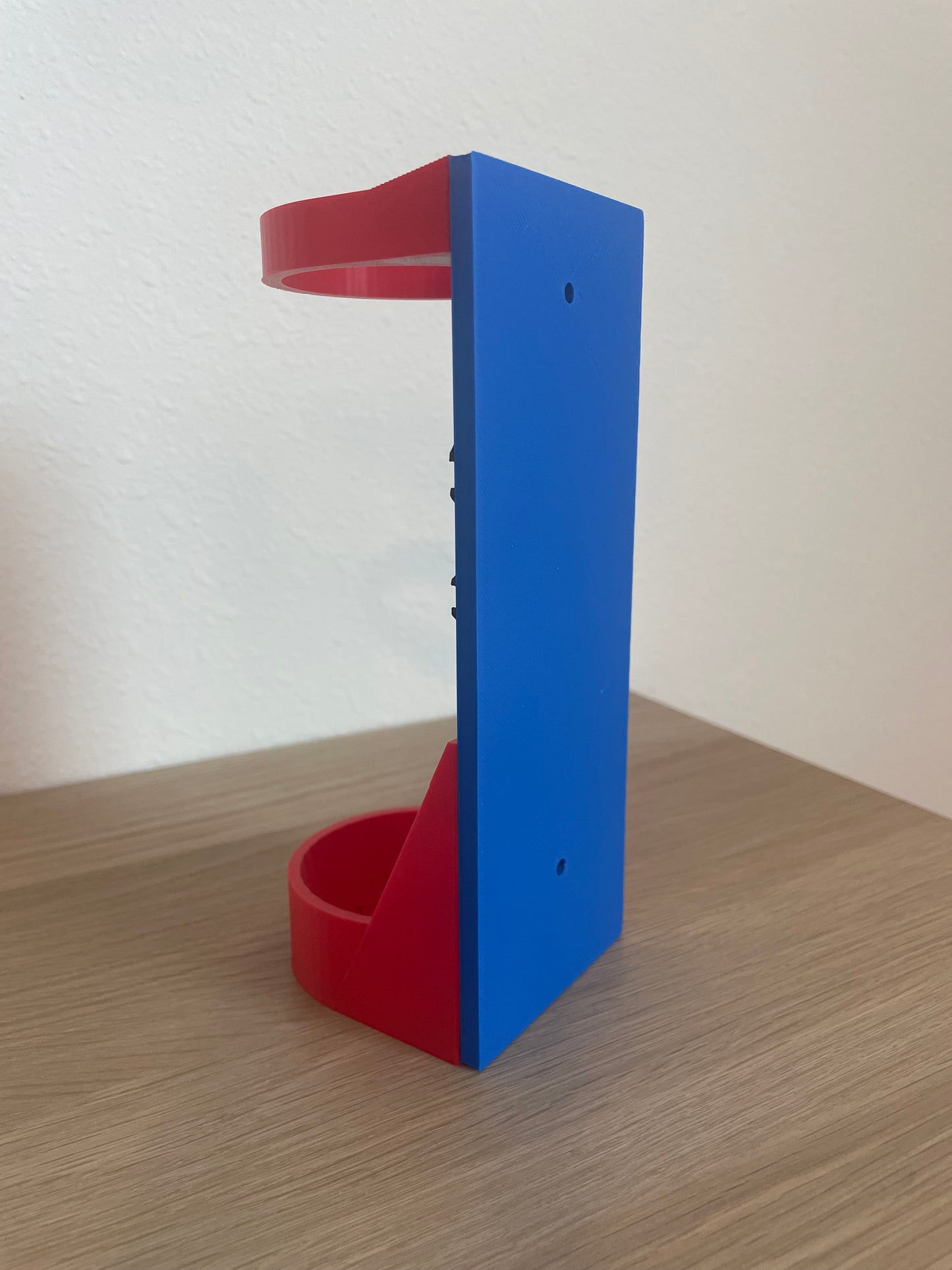 Friendly Hero Vertical Wall Mount Display for Theme Park Bubble Wands | 3D Printed Multi-Color Holders + Hardware Included